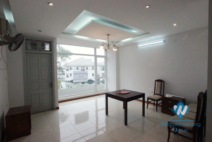 Cozy house for rent in Nghi Tam Village, Tay Ho, Hanoi